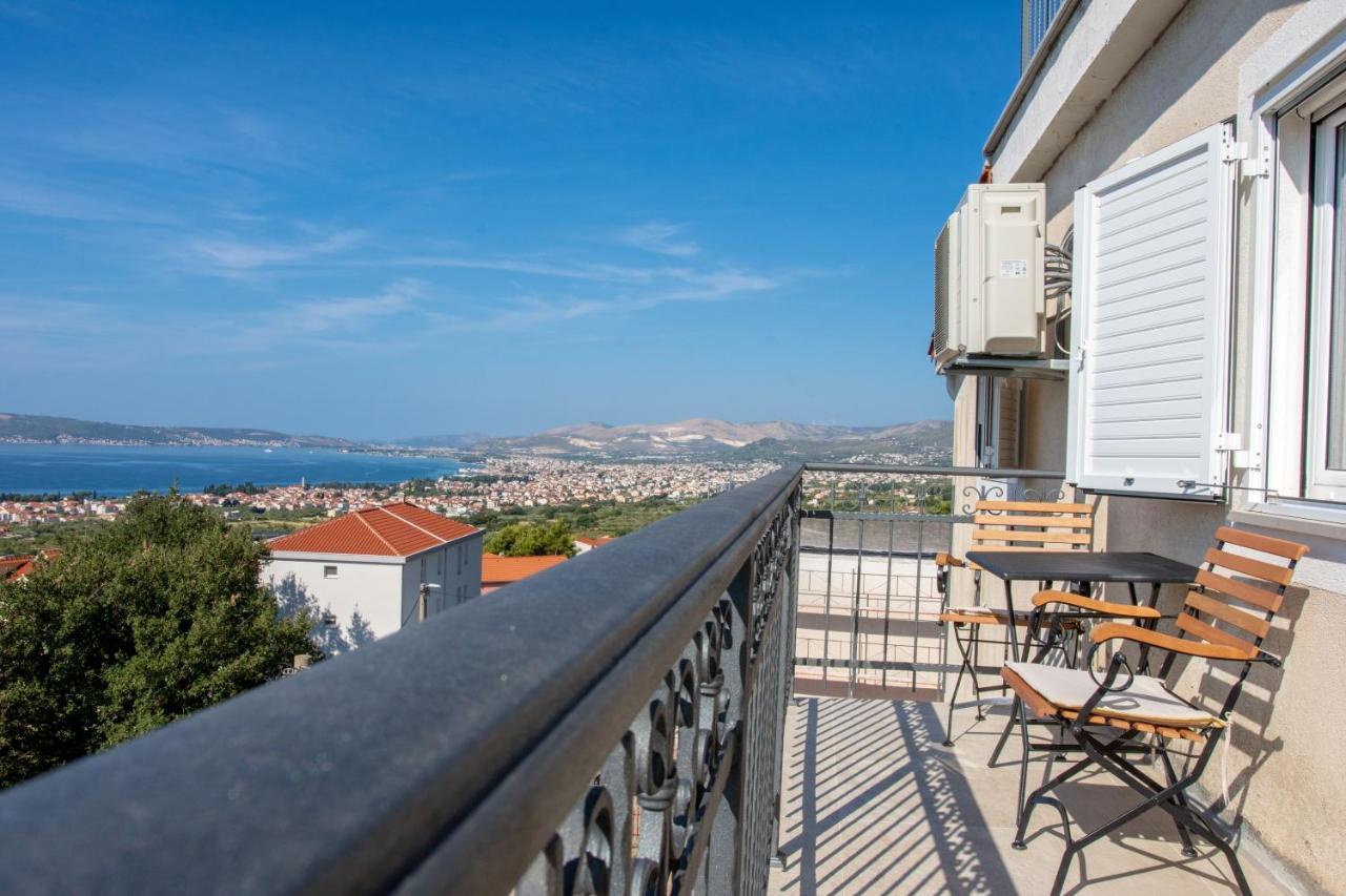 The View Split. Highlight With Roof-Top-Terrace And Pool Каштела Экстерьер фото
